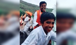 आनंद शोधायचा असेल तर फक्त एकदा वारीत सामील व्हा