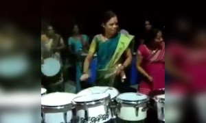 अप्रतिम बेंजो वादन एक शेअर तर झालाच पाहिजे ह्या टीम साठी