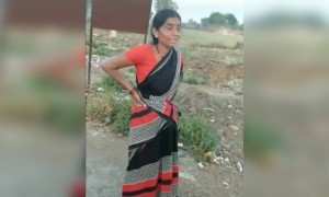 आईची जागा कोणीच नाही घेऊ शकत