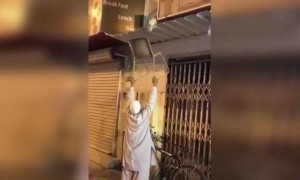 आजोबाने मन जिंकले