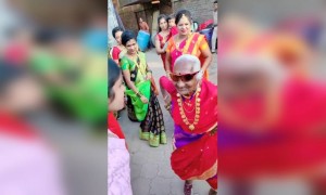 आयुष्य सुखानं जगायला वयाचं बंधन नसतं ह्याचं उत्तम उदाहरण...