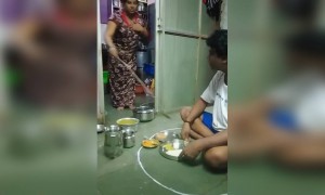 जेंव्हा बायको सोशल डिस्टन्सिंग खूप मनावर घेते