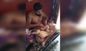 आमची मस्त मालिश चालू आहे