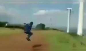 कोण कोण असा टाईमपास करतय