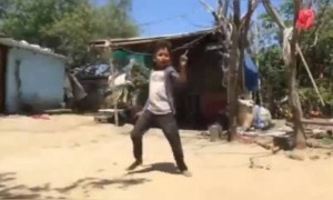 अप्रतिम डान्सर