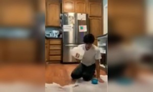 पायात ग्लास घालून असं कोण करतंय होय..