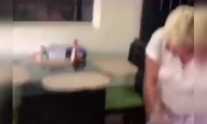 नवीन फोनच्या नादात ,होता तोपण फोडला