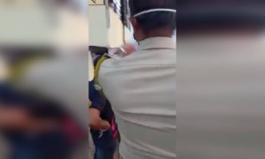 स्वतःचा जीव मुठीत घेऊन पोलीस आपल्यासाठी बाहेर भर उन्हात फिरतात तरीही जनतेला समजत नाही