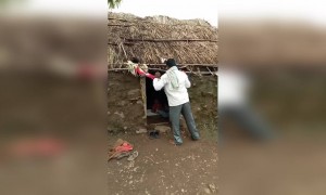 आहे त्या परिस्थीतीत माणसाला आनंद शोधता आला पाहीजे...