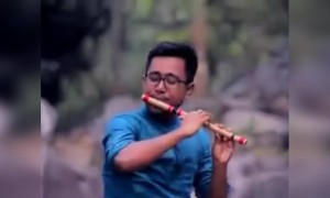 मंत्रुमुग्ध करणारी बासुरी... नक्की ऐका