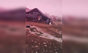 गरीबी खूप वाईट दिवस बघायला लावते...