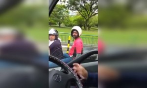 पावतीच्या भीतीपोटी लोक हेल्मेट उलटी घालायला लागलीत!