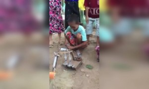 संशोधक असे निर्माण होतात! ईंजेक्शनपासुन ह्या छोटु ने बनवला जेसीबी!