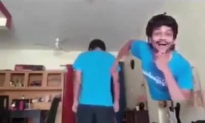 हा व्हिडिओ पहा तुम्हाला घरी बसून कंटाळा येणार नाही..