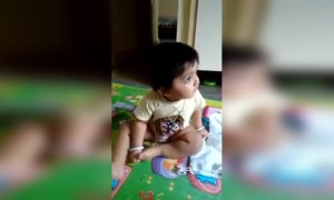 राम नामाची इतकी गोडी ह्या चिमुकल्याला आहे ,नक्की हा गेल्या जन्मी रामाचा खरा भक्त असणार..!!