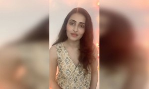 अभिनेत्री नम्रता गायकवाड, कोरोनावर सुंदर कविता वाचत असताना..!!