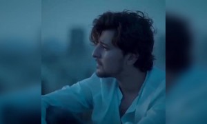 लाइफमधे एन्जॉय करणे खूप महत्वाचे असते..