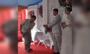 लग्नात या पुढील काळात आहेरासाठी वही,डब्बा घेऊन कोणी बसायची गरज नाही