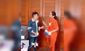 दीपिकाचा हा व्हिडिओ तुम्ही पाहिला आहे की नाही?