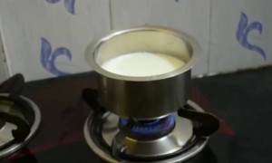 शेअर करा तुमच्या अशा अर्धवट कामे करणाऱ्या मित्राला