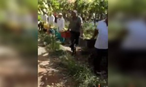 कमी वेळात जास्त काम ह्याला म्हणतात एकीच बळ..!