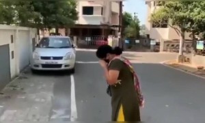 सलग 20 दिवस आयसीयूमध्ये(ICU) कर्तव्य बजावून नर्सची सेवा केल्यानंतर कुटुंबीयांनी अशे स्वागत केले