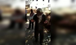 किती लोकं झाले बेज़ार..... कविता नक्की ऐका खुप अप्रतिम भावना मांडल्या