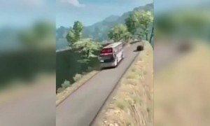 लॉकडाऊन संपला की ट्रिप काढायची ठरलंय. हाच ड्रायव्हर आणि हीच बस.