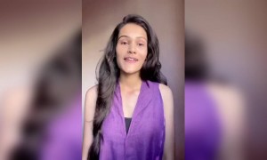 मातृदिना निमित्त गायलेलं हे सुंदर गाणं नक्की ऐका