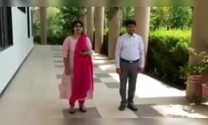 जिल्हाधिकारी दिपा मुधोळ-मुंढे यांनी जिल्ह्यातील नागरिकांना कोरोनामुक्त राहण्याची शपथ दिली..