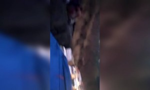 महाराष्ट्र सोडून आपापल्या राज्यात निघालेल्या लोकांची गर्दी पहा