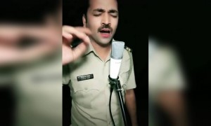 अप्रतिम ... सलाम तुमच्यातल्या गायकाला️