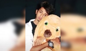 आहे का कोण ईतकी अनाथ..!!