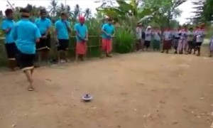 पहिल्यांदा पाहिले असले भवरे आणि असला खेळ