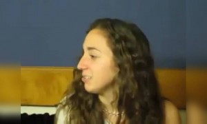 ह्या स्त्रीने संपूर्ण प्राणी संग्रहालय आपल्या तोंडातून साकारले आहे हा मजेशीर व्हिडिओ पहा.