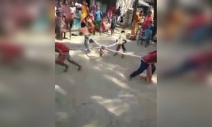 खुर्चीसाठी रस्सीखेच...