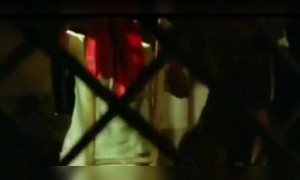 जेव्हा सिद्धार्थ जाधव आणि सोनाली कुलकर्णी बादशहा च्या गाण्यावर थिरकतात...