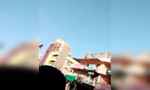 अजुन काढ़ा सेल्फी...