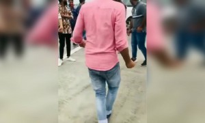 म्हणून मी माझ्या मित्राला कुठं घेऊन जात नाही..!!😅🤩