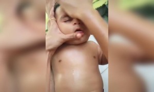 लहानपण किती भारी असतं ना..❣️💕🤗