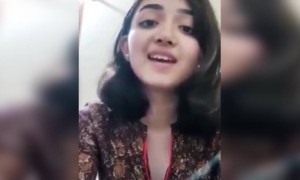 खुप सुंदर 😍चाहु मैं या ना ।