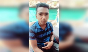 पहिला कोण प्रपोस केला....