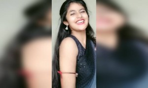 तुझा गोरा रंग पाहून मी वेडा जालो...