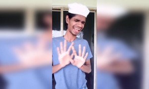 आम्ही देशी....