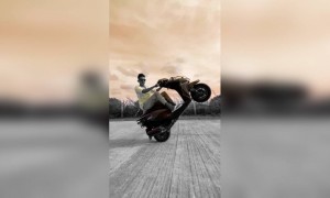 बाईक स्टंट