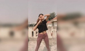 तू असं नाचू शकतोस ?