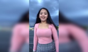 क्यूट मुलगी....