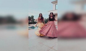 मी तर मस्ती मधी राहते...