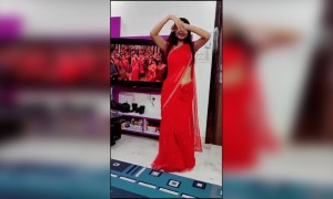 बच के तू रहना दिलदार सजना...