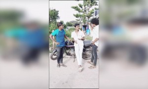 काय म्हणते